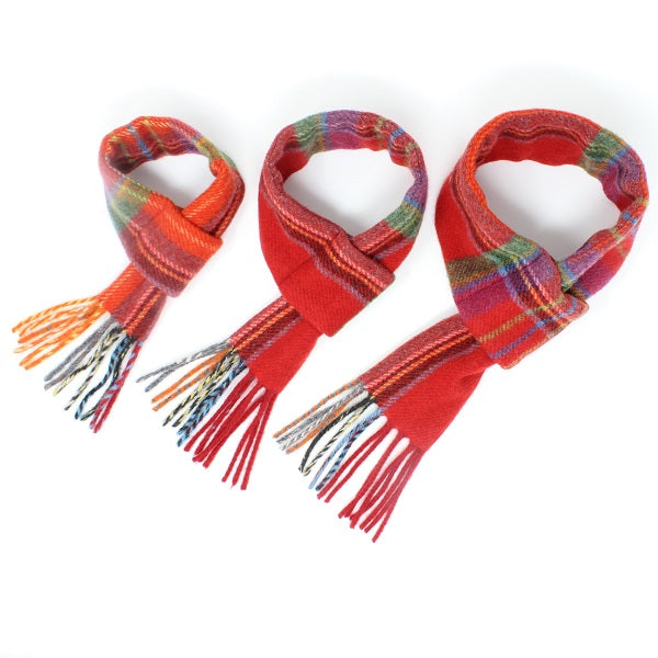 チェック柄のお揃いマフラー（犬用）｜ドッグアパレルの INUTO（イヌト）